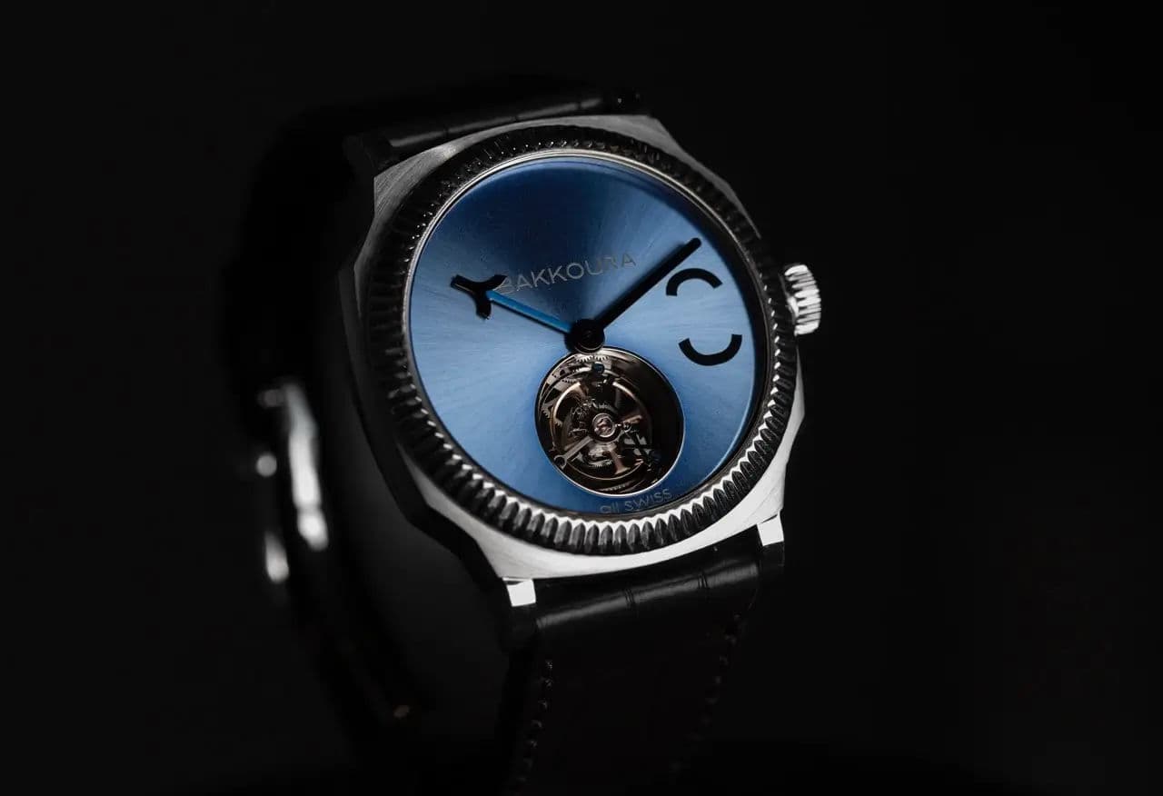 sky blue Gallery Image 1