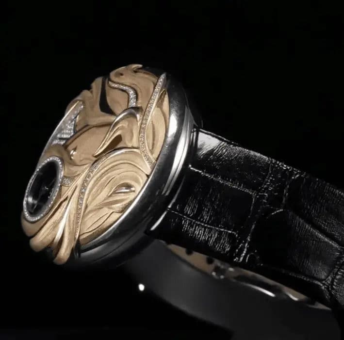 La Blonde Gallery Image 3